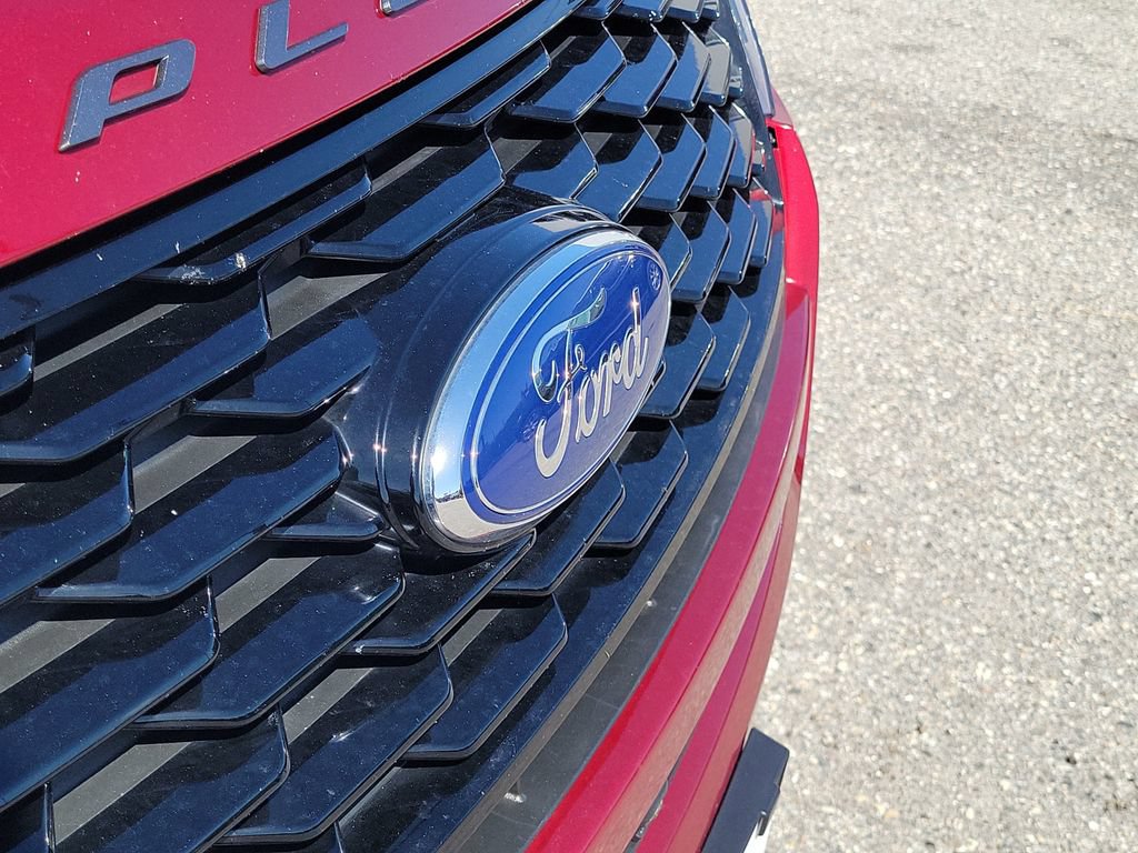 Used 2019 Ford Explorer Sport w/ Equipment Group 401A AWD/4WD image 7