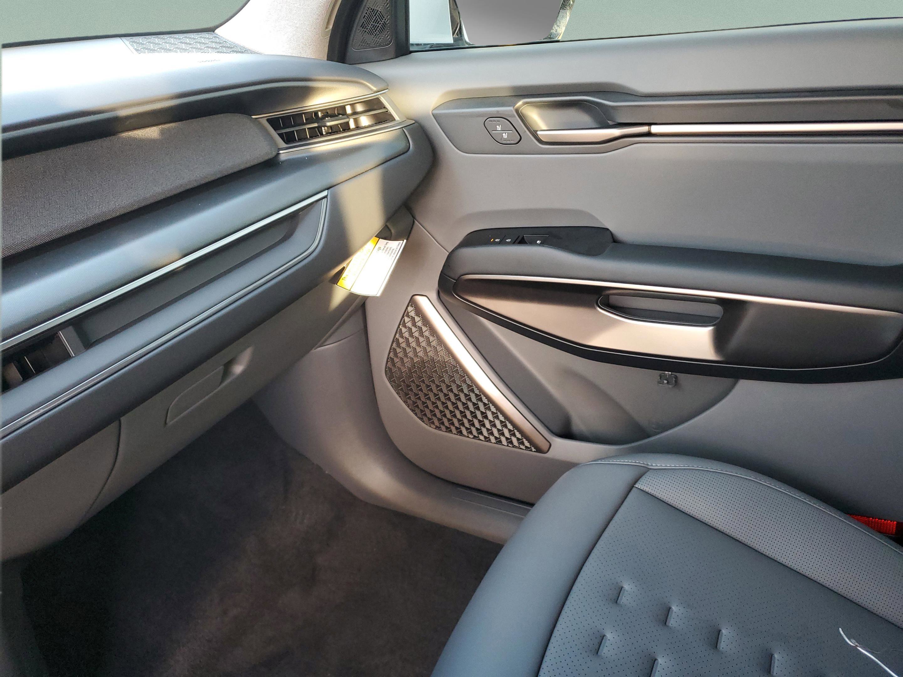 New 2026 Kia EV9 Wind AWD/4WD image 18