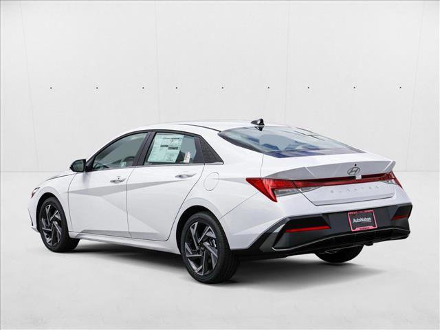 New 2025 Hyundai Elantra SEL image 7