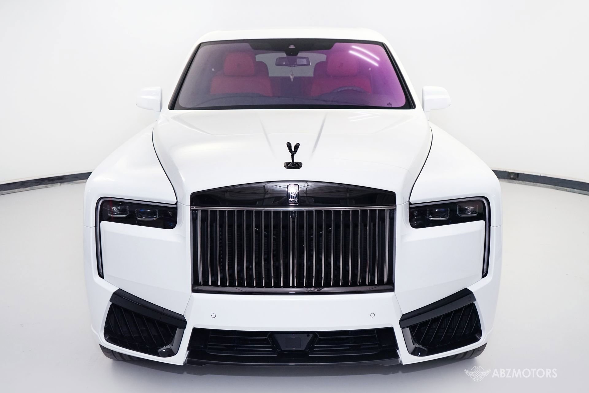 Used 2025 Rolls-Royce Cullinan Black Badge w/ Leather Finishing Pack image 3