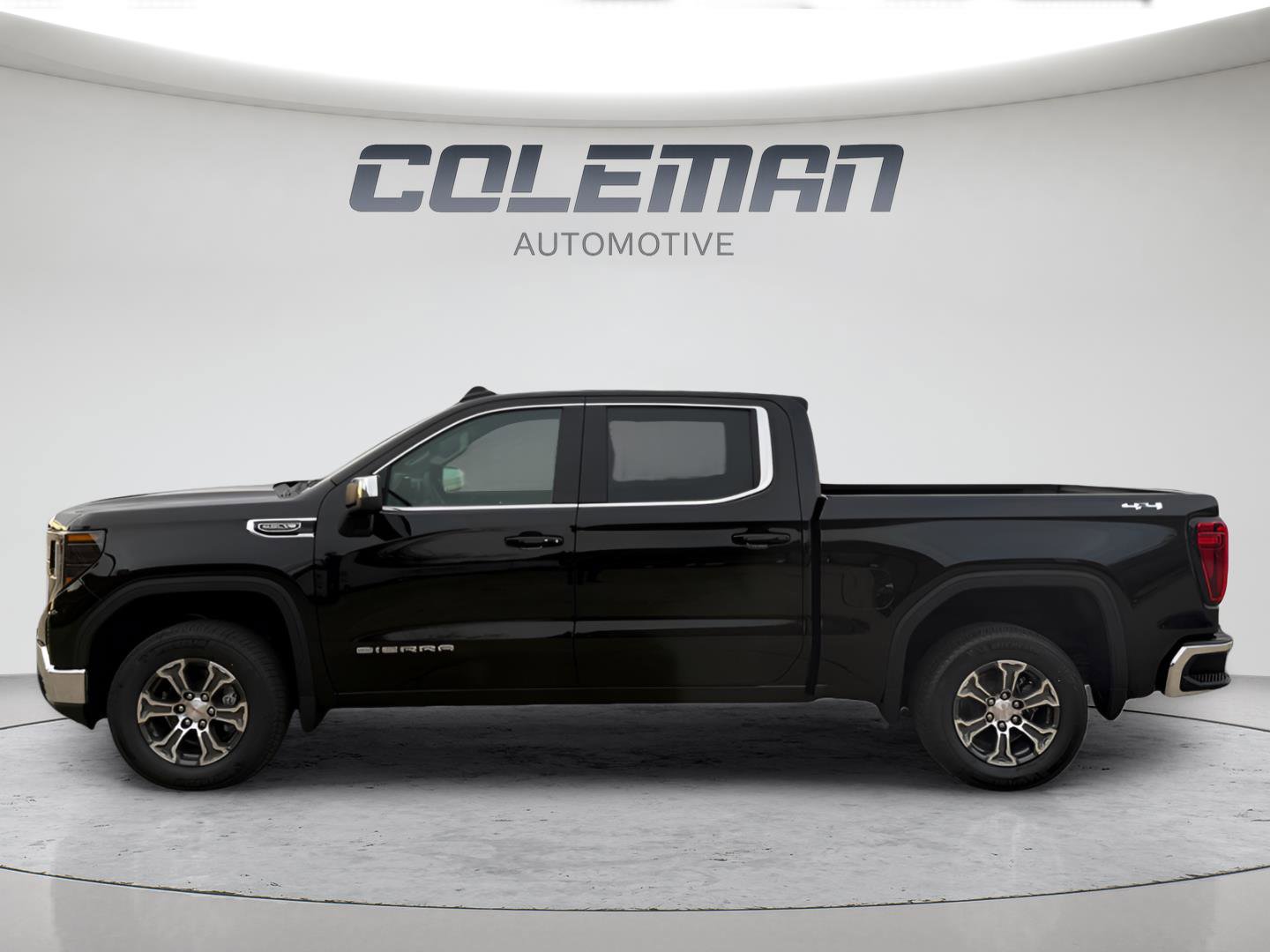 New 2026 GMC Sierra 1500 SLE w/ Preferred Package image 8
