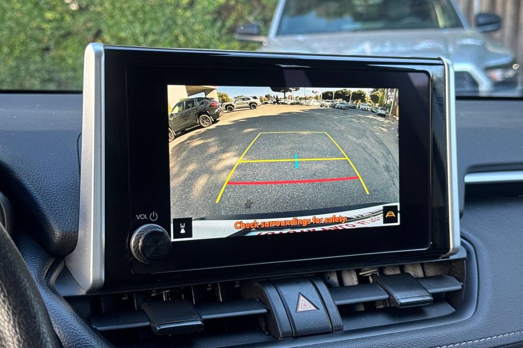 Certified 2025 Toyota RAV4 XLE AWD/4WD image 19
