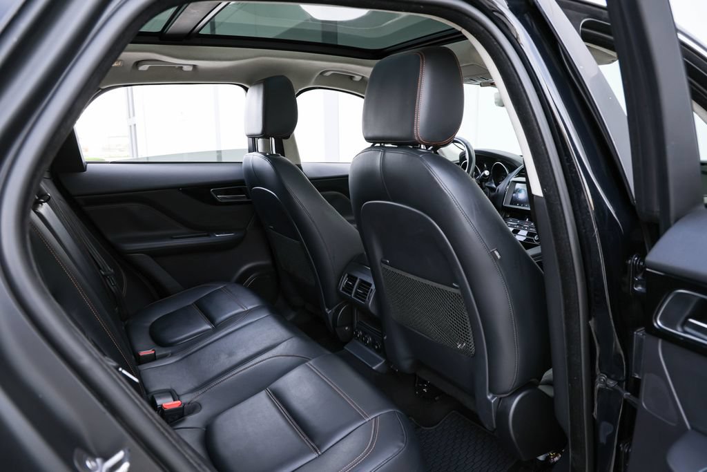 Used 2020 Jaguar F-PACE Prestige AWD/4WD image 26