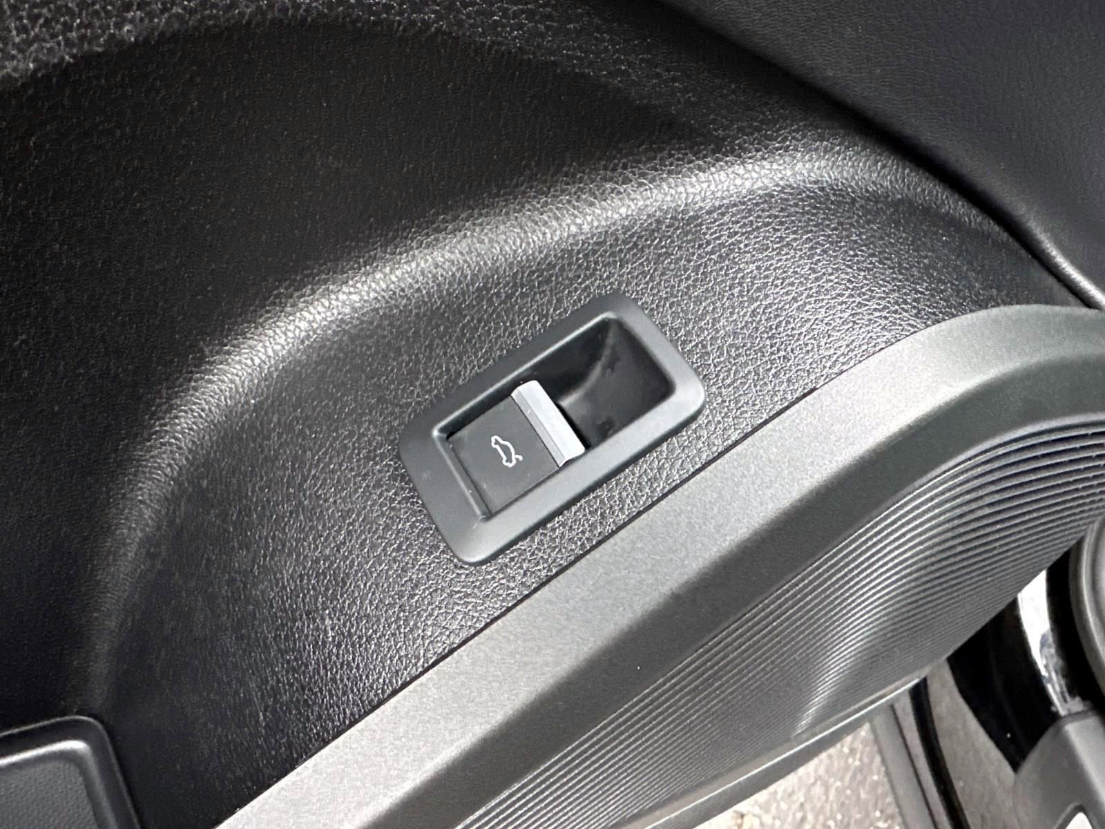 Used 2019 Audi Q5 2.0T Premium Plus w/ Premium Plus Package image 12