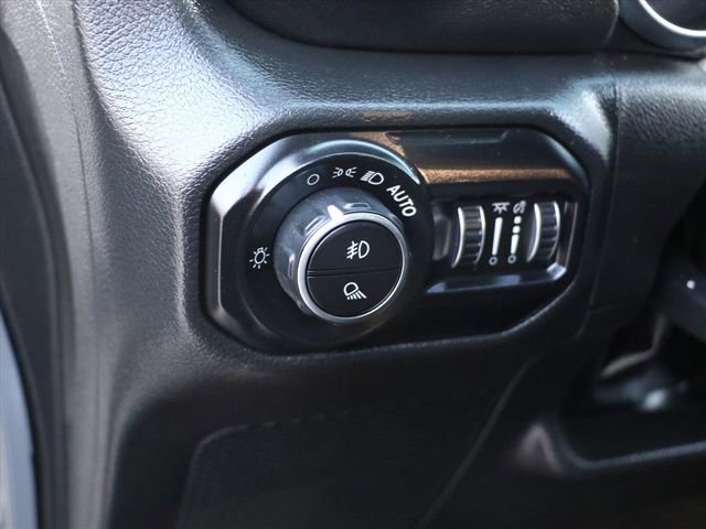 Used 2022 Jeep Gladiator Overland image 30