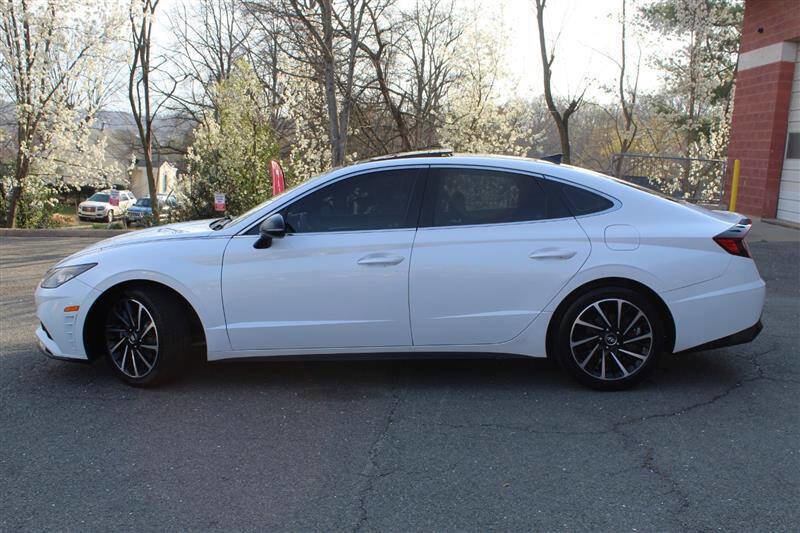 Used 2020 Hyundai Sonata SEL Plus w/ Tech Package FWD image 2
