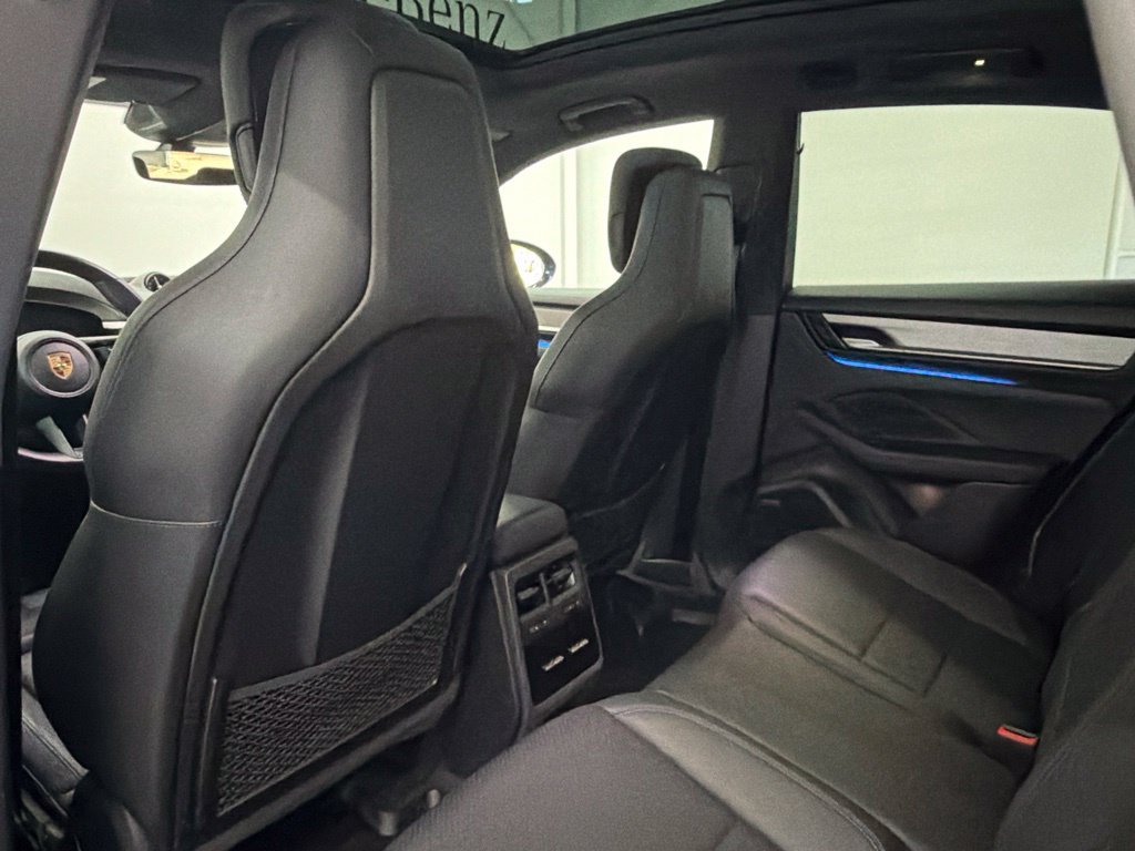 Used 2024 Porsche Macan 4 Electric AWD/4WD image 24