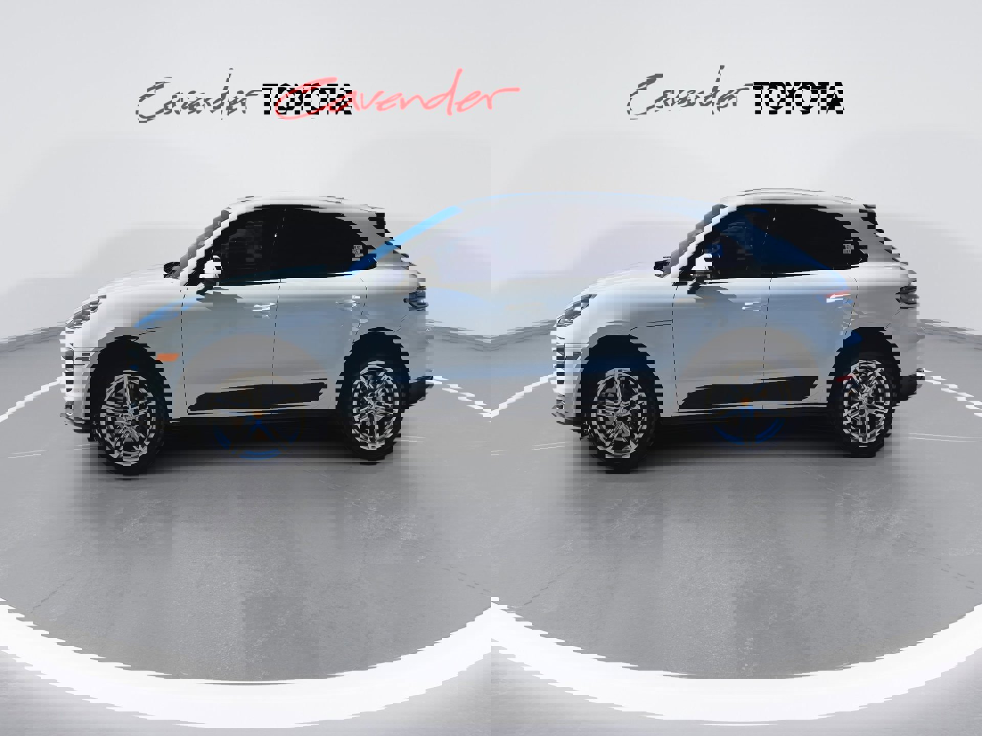 Used 2021 Porsche Macan Premium Plus image 5