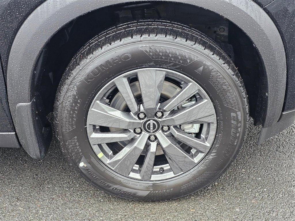 New 2025 Nissan Pathfinder SV w/ SV Premium Package image 33