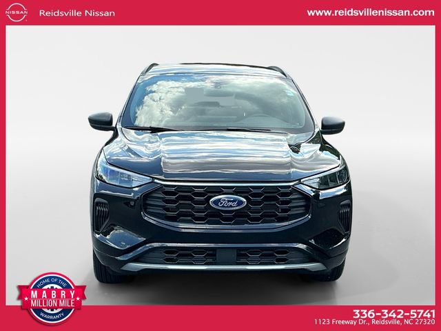 Used 2024 Ford Escape ST-Line w/ Tech Pack #1 image 9