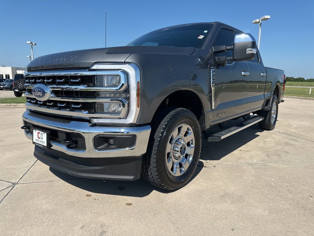 Used 2025 Ford F250 Lariat w/ Chrome Package