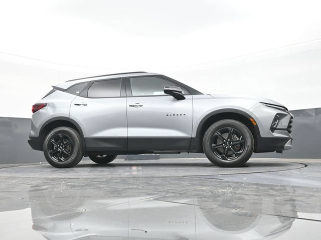 Used 2024 Chevrolet Blazer LT w/ Midnight/Sport Edition FWD image 49
