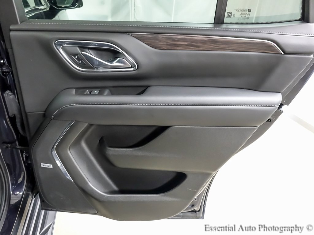 Used 2022 Chevrolet Tahoe LT w/ LT Signature Package image 28