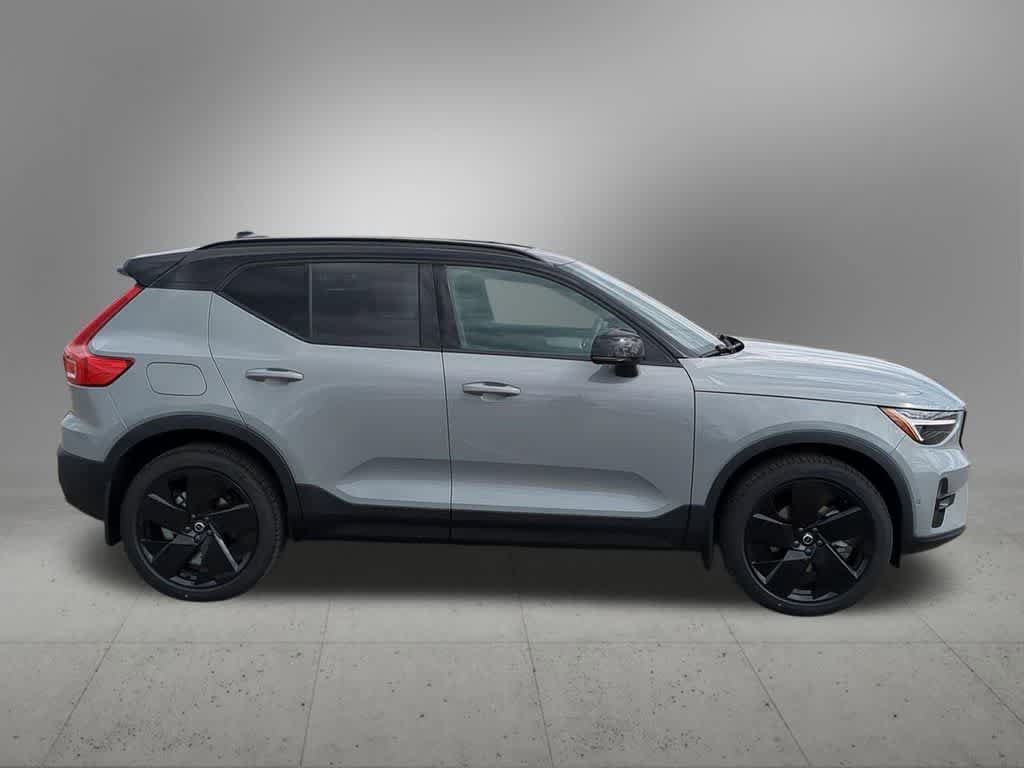 New 2026 Volvo XC40 B5 Ultra w/ Protection Package Premier AWD/4WD image 7