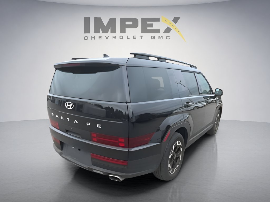 Used 2026 Hyundai Santa Fe SEL FWD image 16