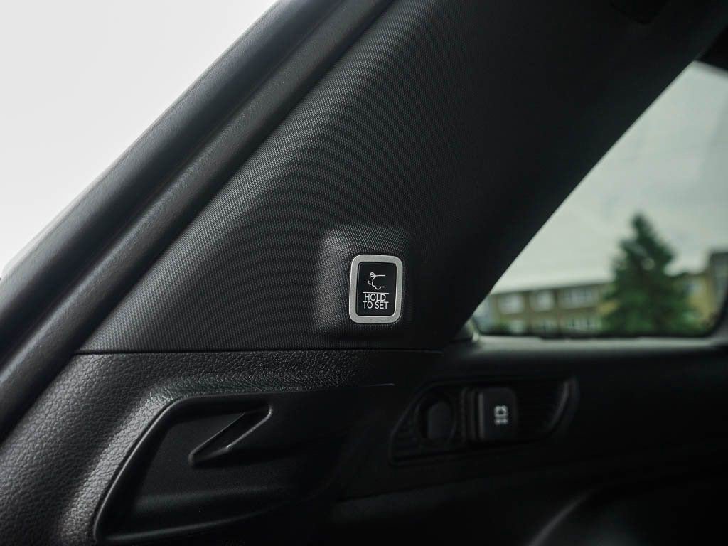 New 2025 Jeep Grand Cherokee Laredo X w/ Luxury Tech Group I image 8