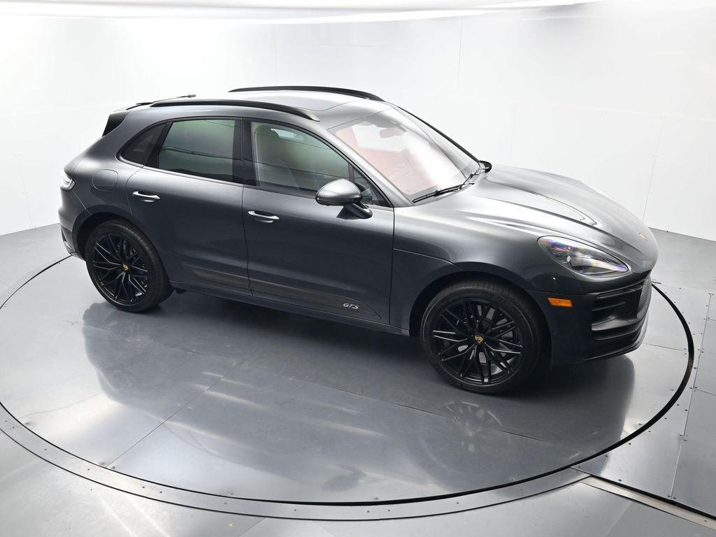 Certified 2025 Porsche Macan GTS image 46