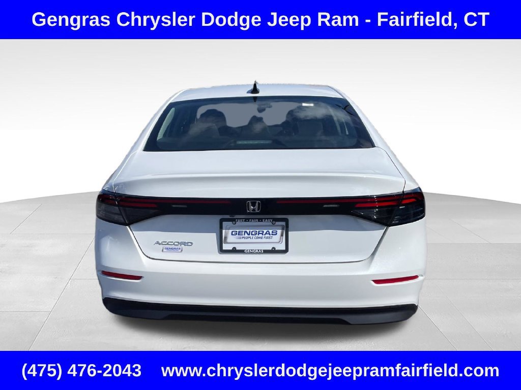 Used 2026 Honda Accord SE image 6