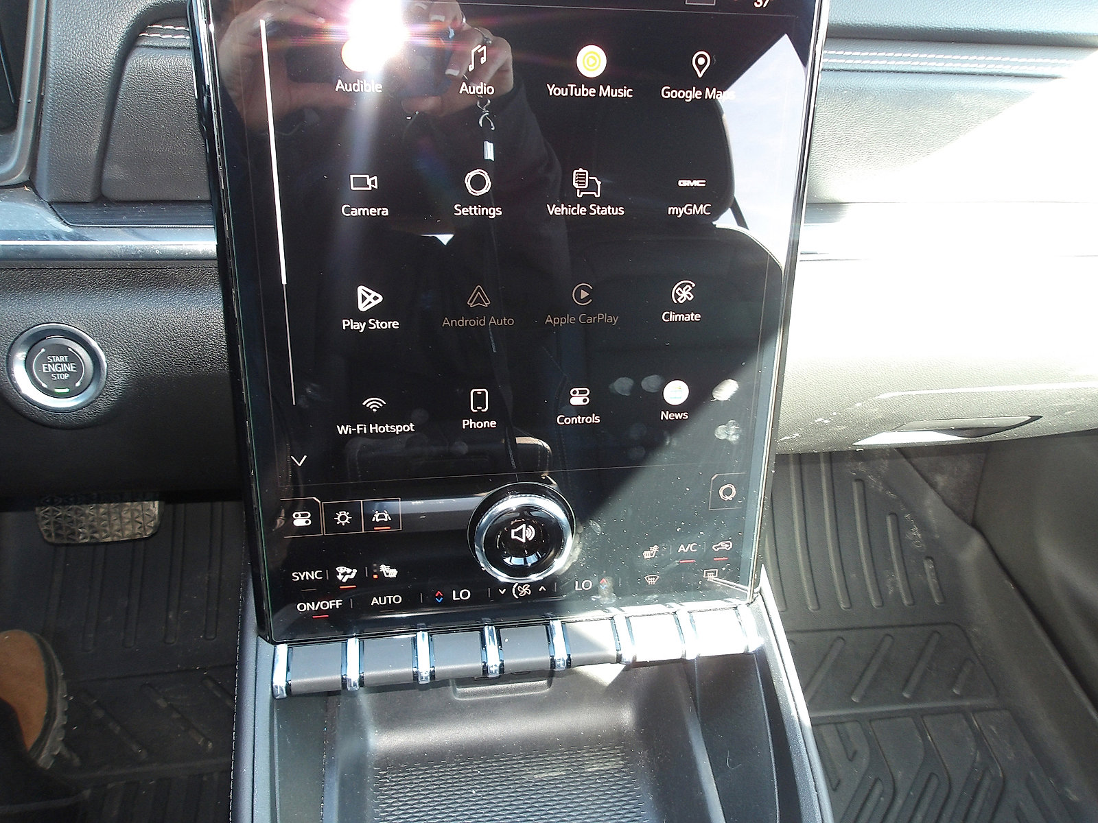 Certified 2026 GMC Terrain Elevation w/ Elevation Premium Package image 22