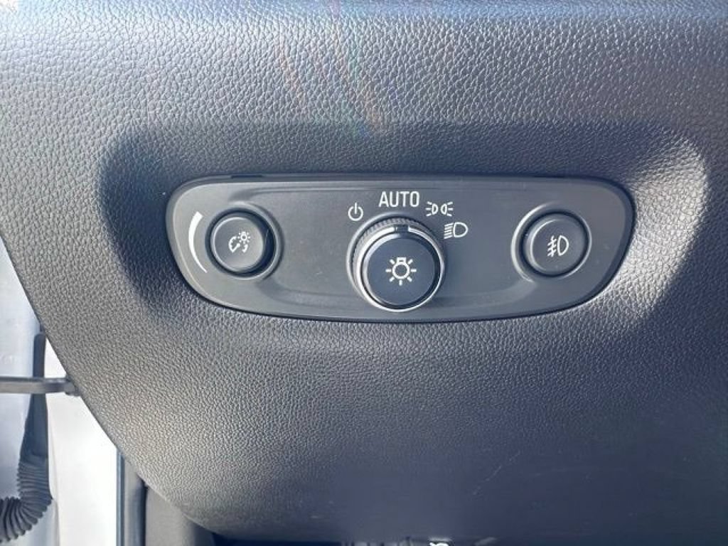 Used 2020 Chevrolet Traverse Premier w/ LPO, Floor Liner Package FWD image 16