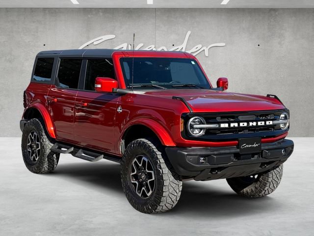 Used 2024 Ford Bronco Outer Banks image 2