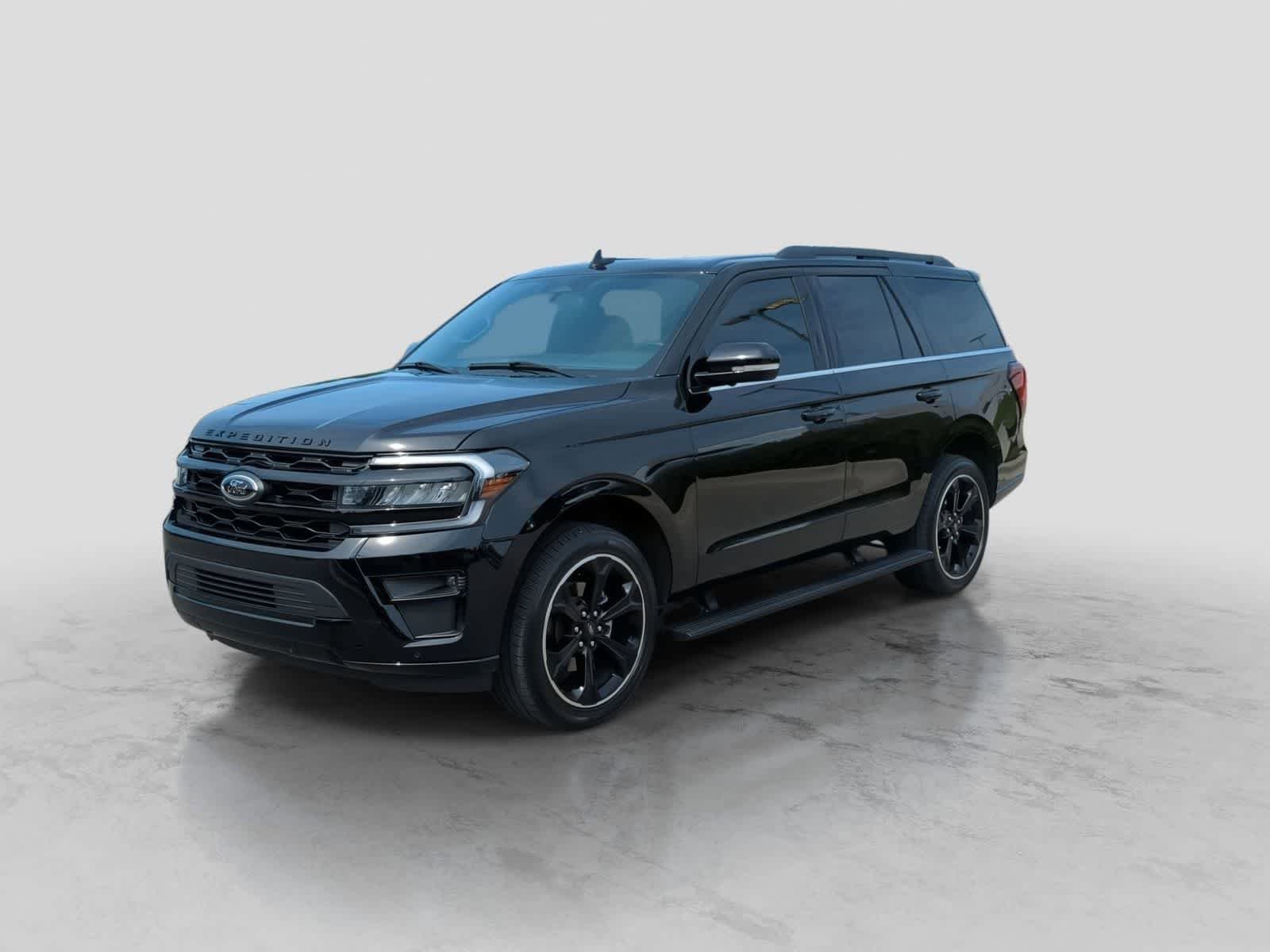 Used 2024 Ford Expedition Limited AWD/4WD image 4
