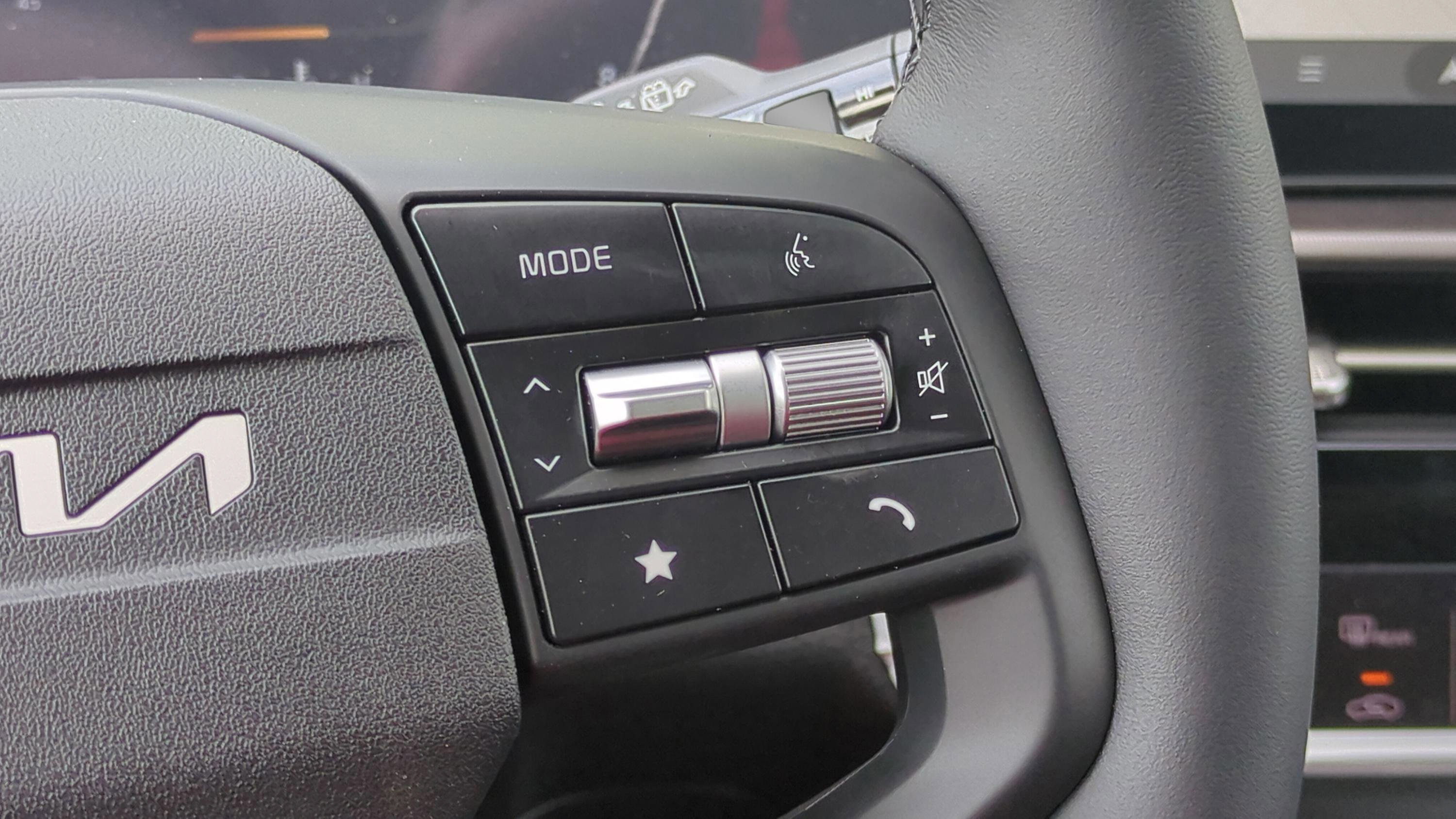New 2026 Kia Sportage SX FWD image 26