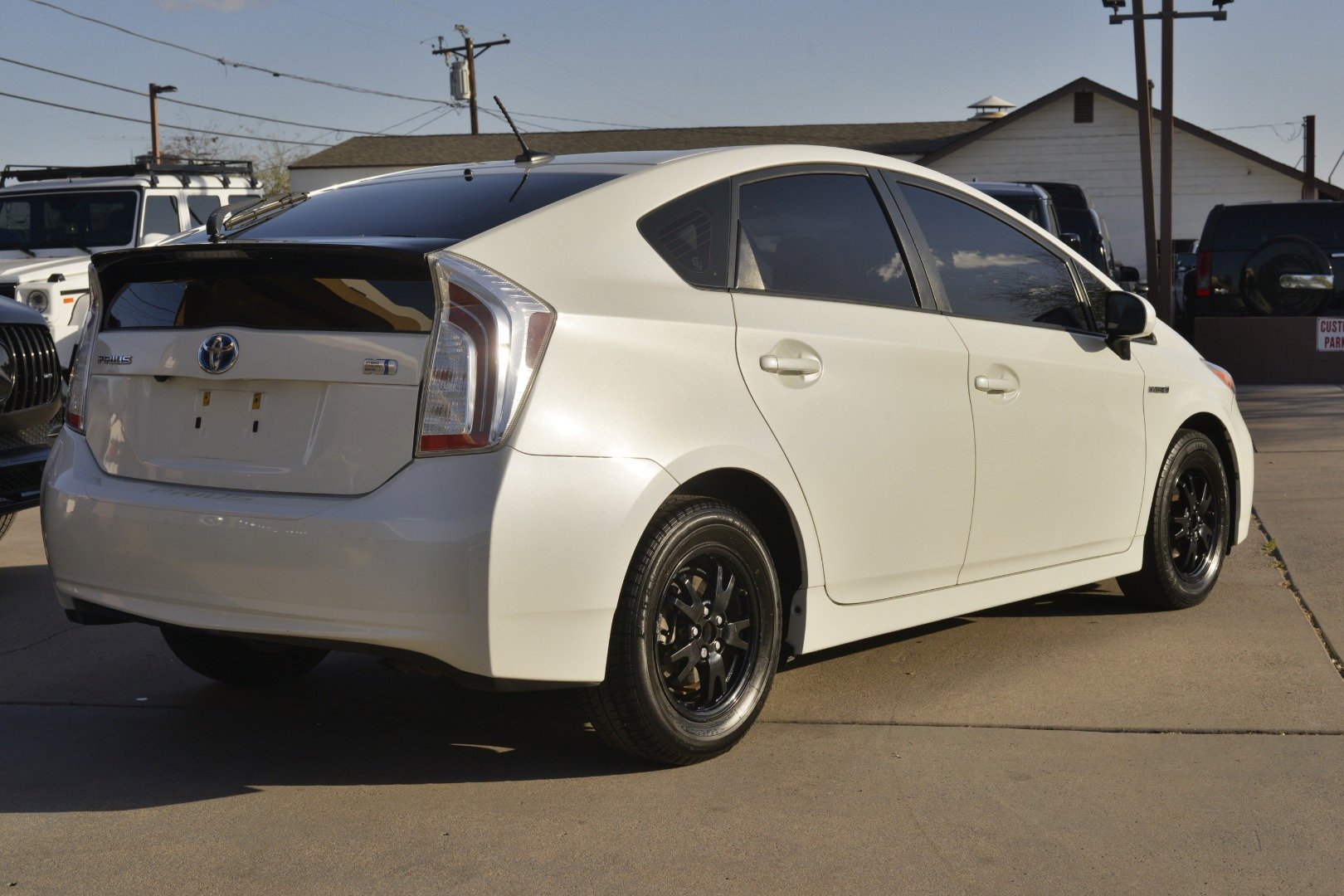 Used 2015 Toyota Prius Three image 6