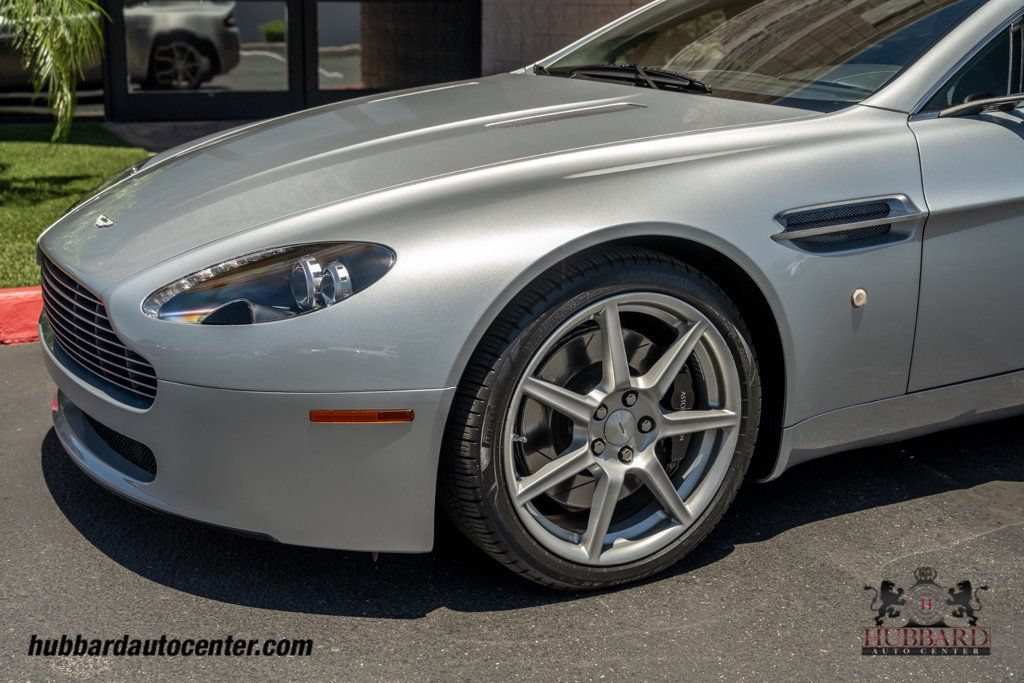 Used 2008 Aston Martin V8 Vantage Coupe RWD image 38