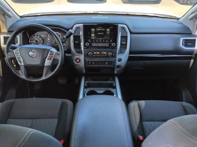 Used 2020 Nissan Titan SV w/ SV Convenience Package RWD image 15