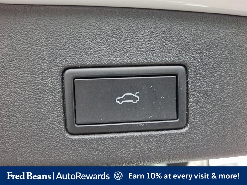 Certified 2023 Volkswagen ID.4 Pro S AWD/4WD image 36