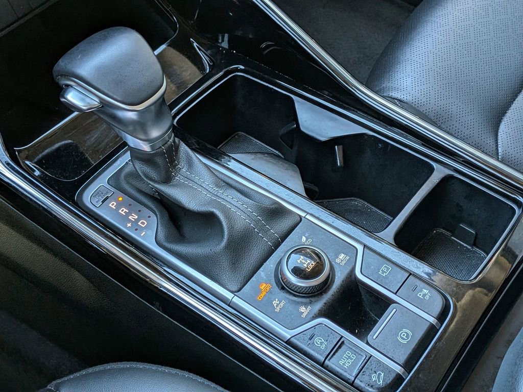 Certified 2023 Kia Sorento SX image 19