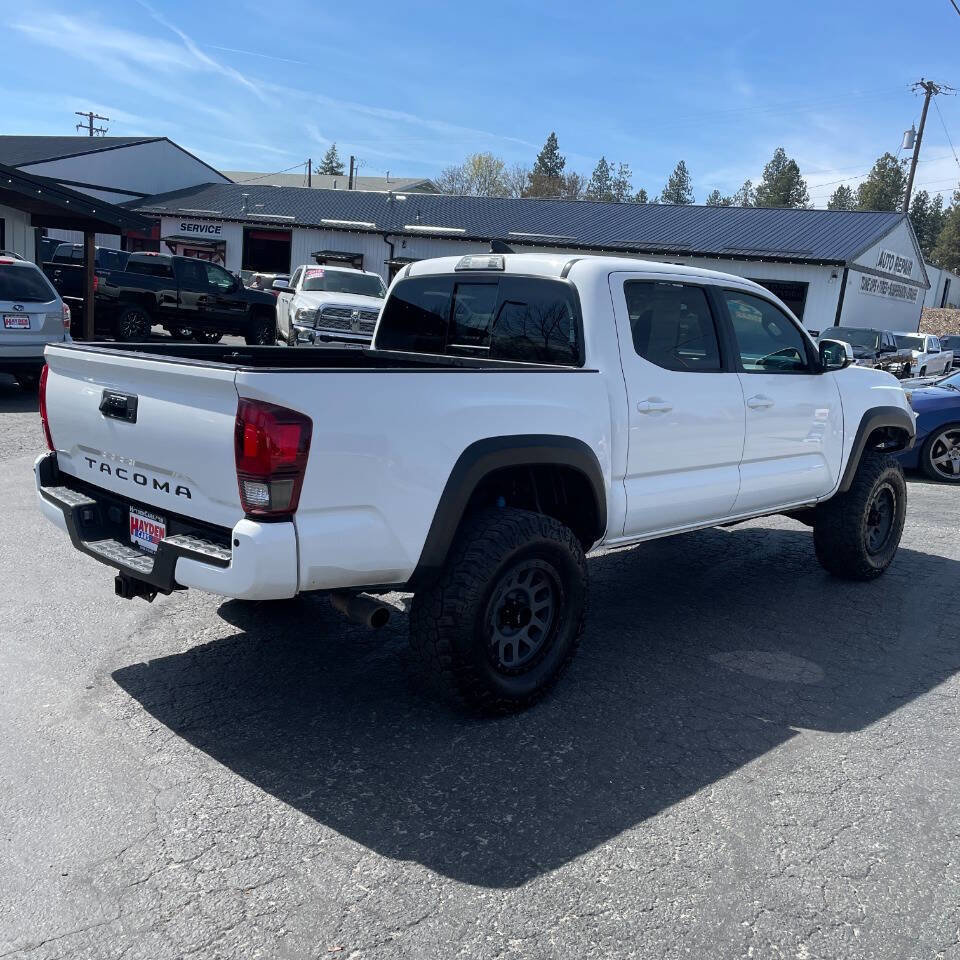 Used 2019 Toyota Tacoma TRD Off-Road AWD/4WD image 5