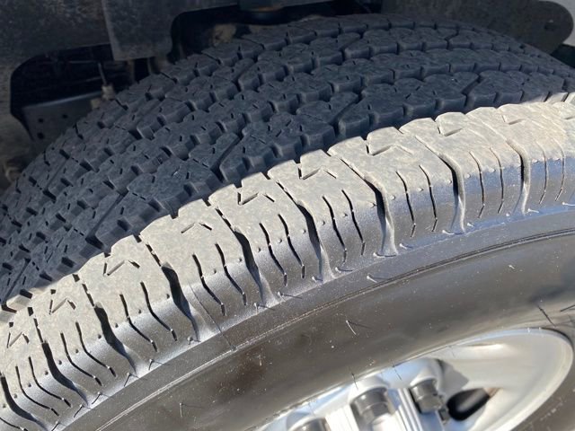 Certified 2024 Chevrolet Express 2500 Extended w/ Driver Convenience Package image 17