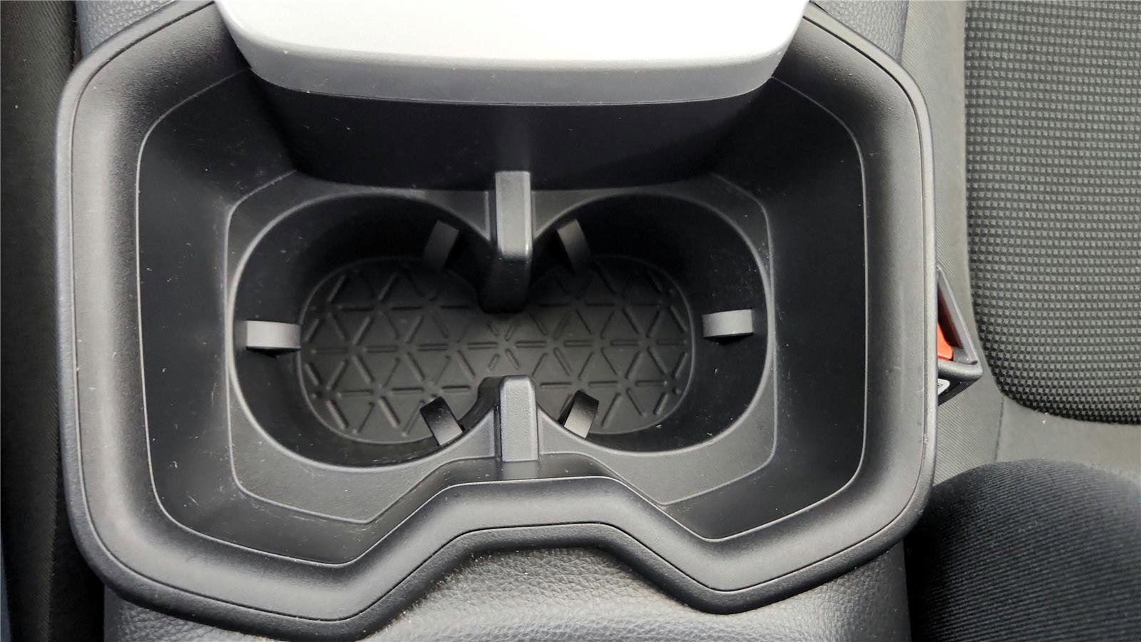 Used 2023 Toyota RAV4 LE image 34