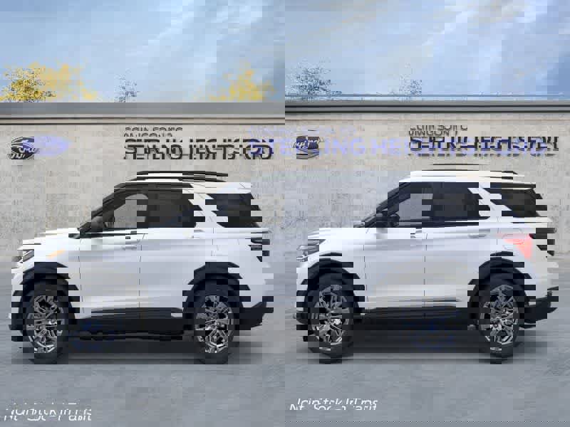 New 2026 Ford Explorer Active w/ Active Comfort Package image 3
