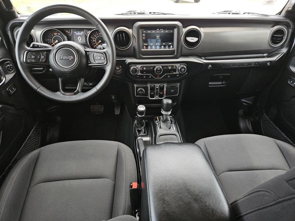 Used 2023 Jeep Wrangler Unlimited Sport AWD/4WD image 10