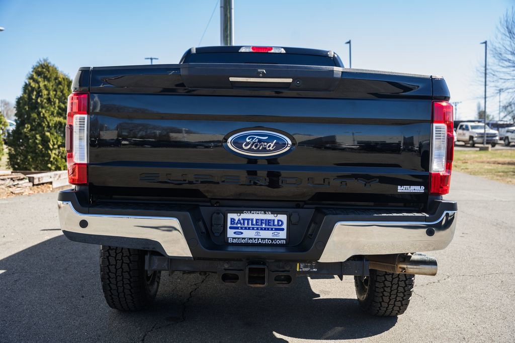 Used 2018 Ford F350 Lariat w/ Lariat Ultimate Package image 5