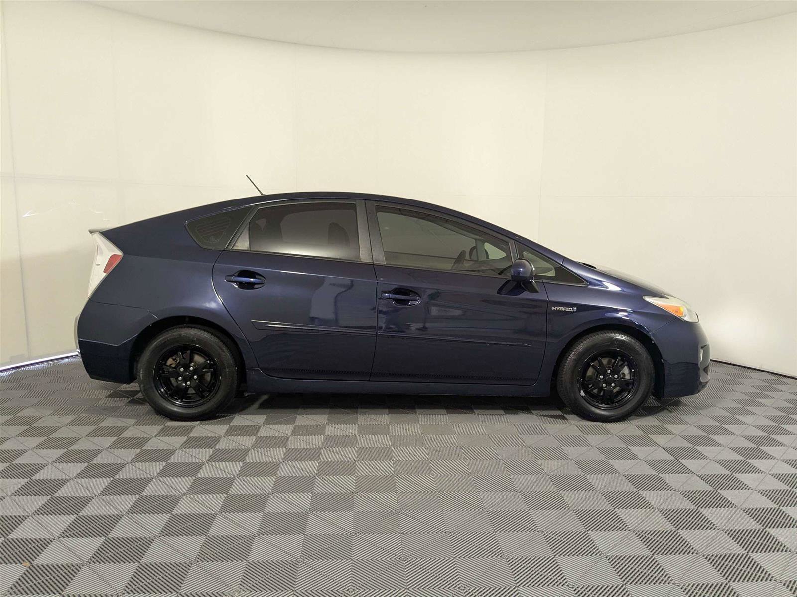 Used 2013 Toyota Prius Two FWD image 4