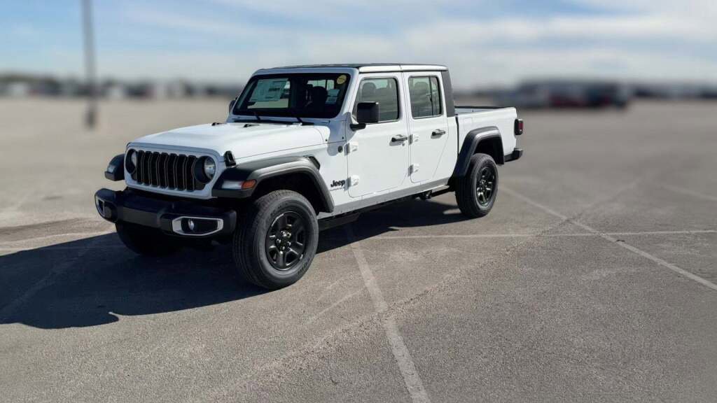 New 2026 Jeep Gladiator Sport