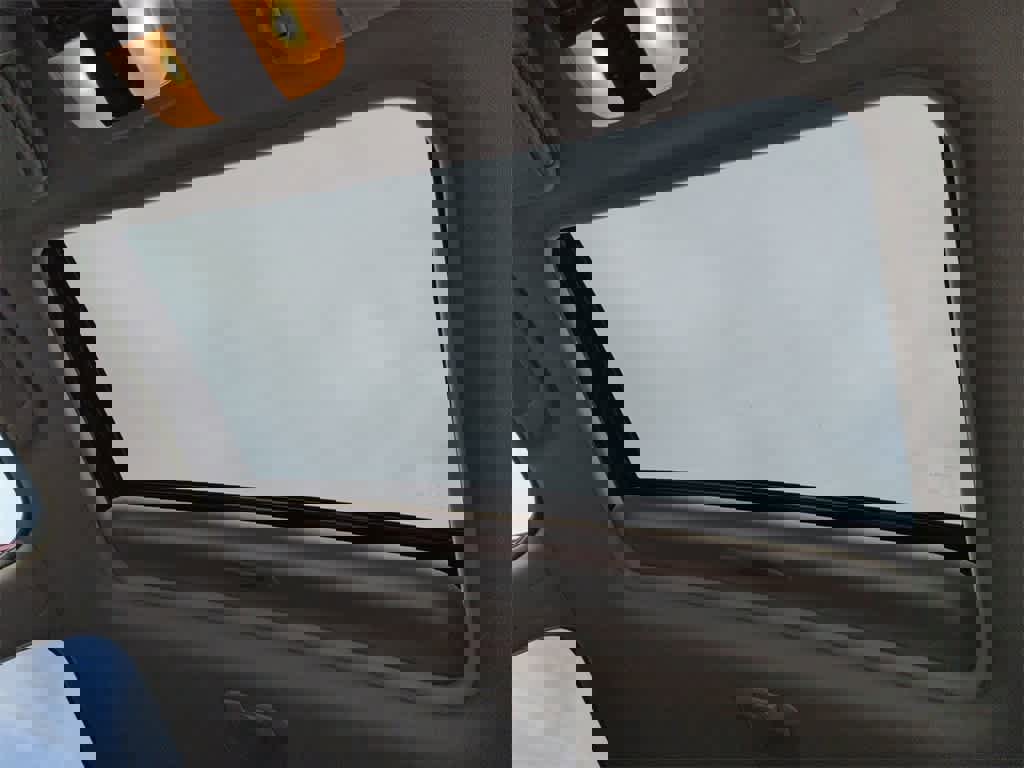 Certified 2022 Subaru Crosstrek 2.0i Premium w/ Moonroof Package image 20