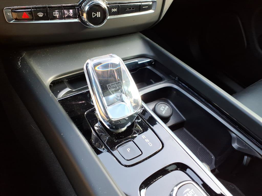 Used 2024 Volvo XC60 T8 Polestar w/ Protection Package Premier image 25