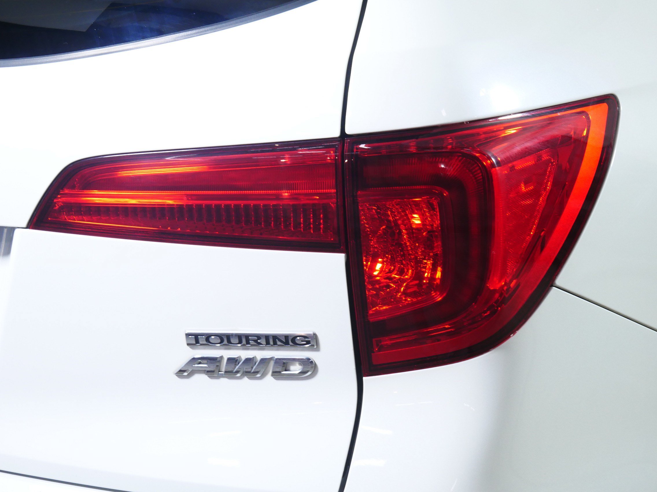 Used 2016 Honda Pilot Touring image 17