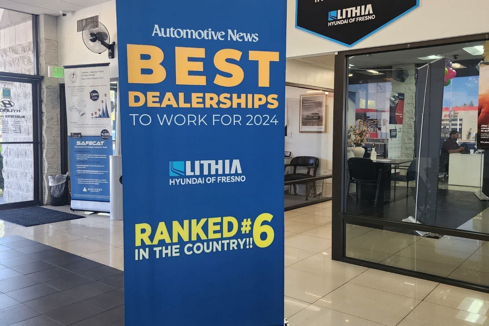 Used 2022 Toyota Prius Prime XLE FWD image 38