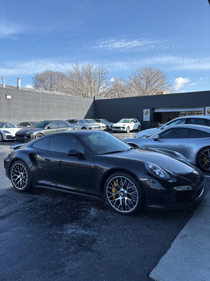 Used 2014 Porsche 911 Turbo S image 38
