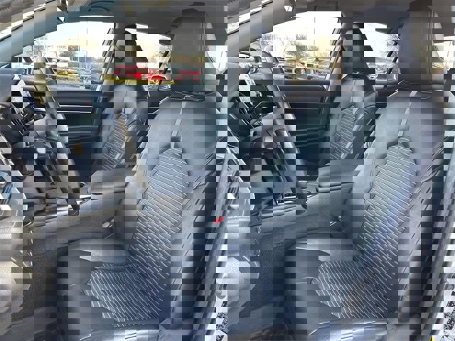 Used 2022 Toyota Camry SE image 24