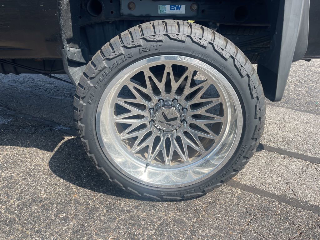 Used 2019 Chevrolet Silverado 2500 LTZ w/ Duramax Plus Package image 12