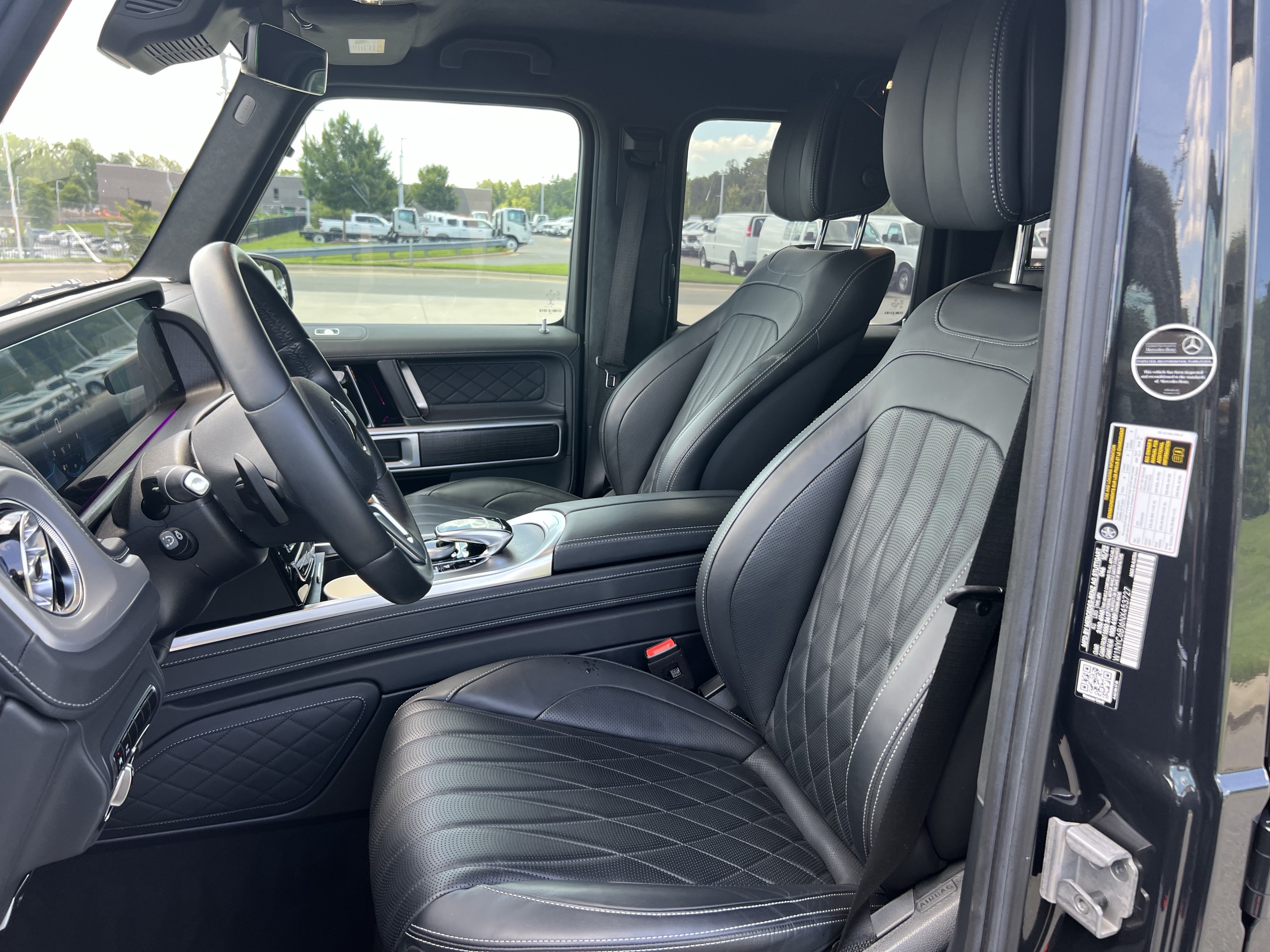 Used 2022 Mercedes-Benz G 550 image 16