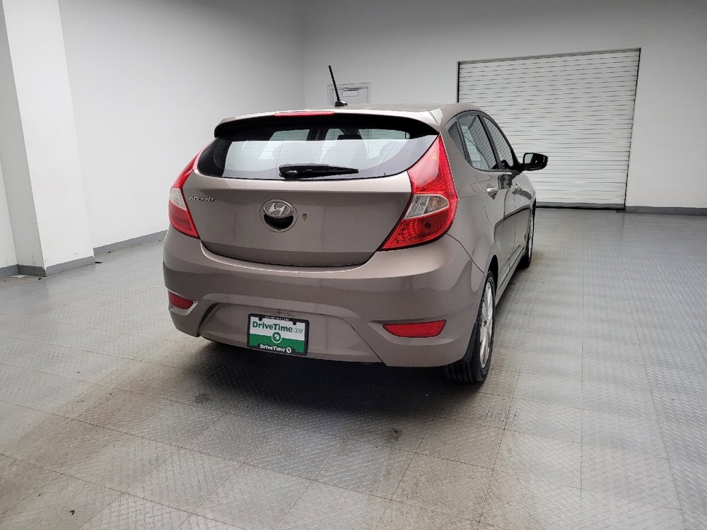Used 2014 Hyundai Accent SE image 7