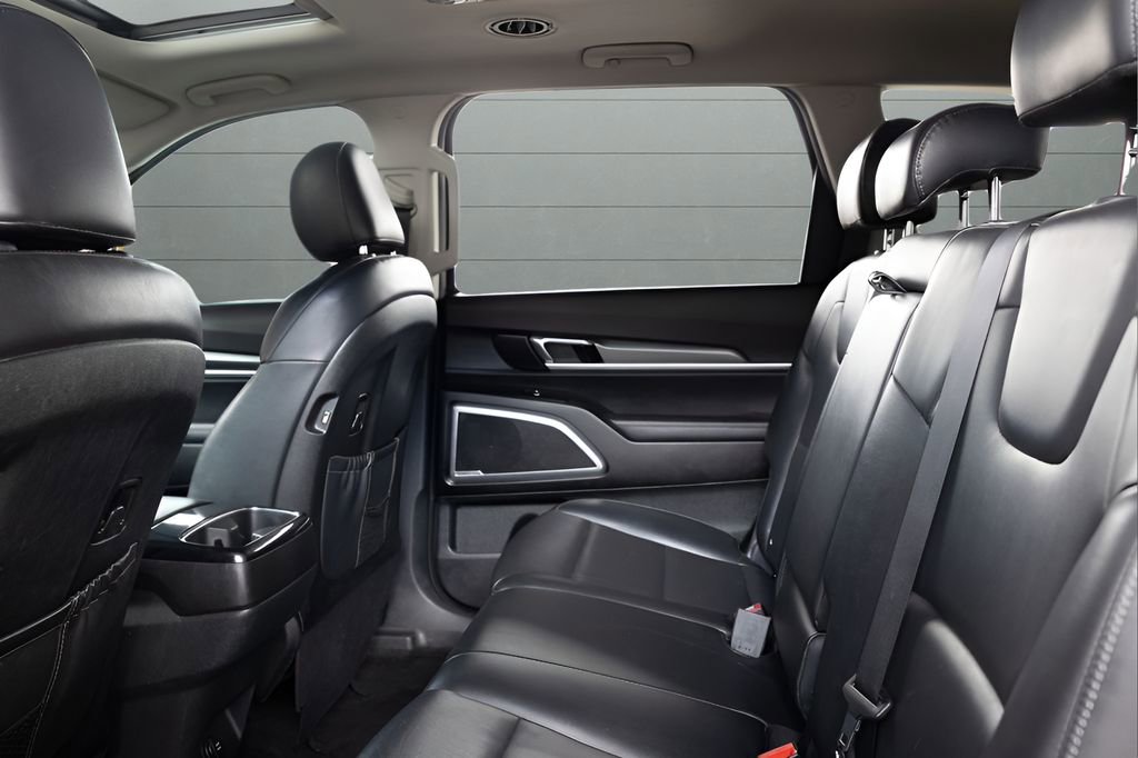 Used 2020 Kia Telluride S w/ S 8 Passenger Seating Package AWD/4WD image 54